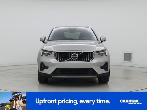 Silver 2025 Volvo XC40 B5 Plus Bright Theme