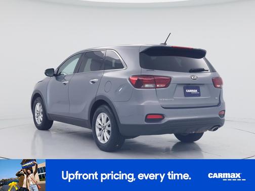 Silver 2019 Kia Sorento L