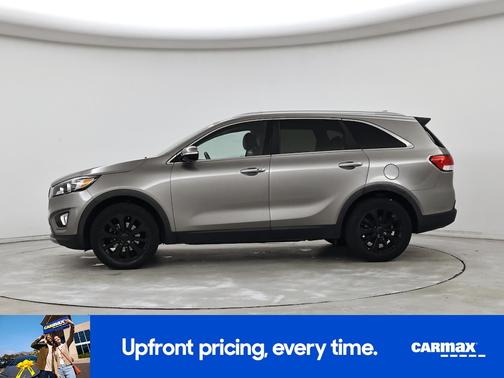 Gray 2016 Kia Sorento EX