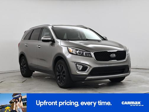 Gray 2016 Kia Sorento EX