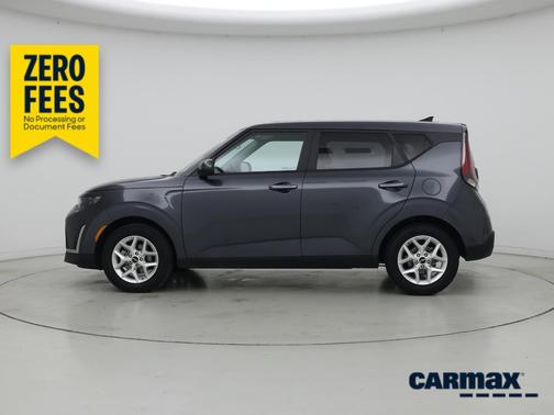 Gray 2025 Kia Soul LX