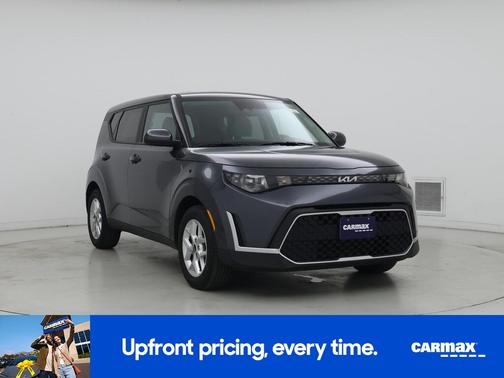 Gray 2025 Kia Soul LX
