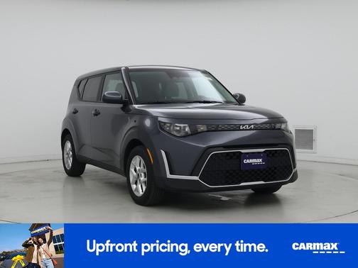 Gray 2025 Kia Soul LX