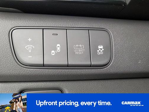 Blue 2018 Kia Niro EX