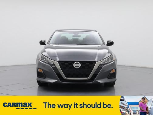 2020 Nissan Altima SR