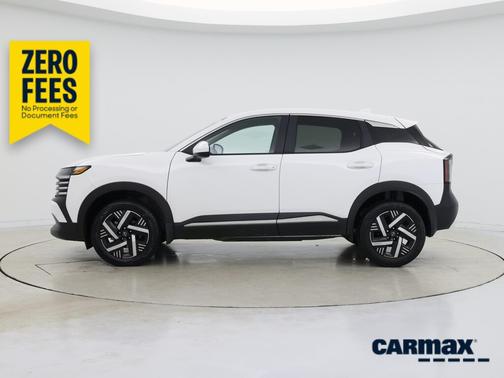 White 2025 Nissan Kicks SV