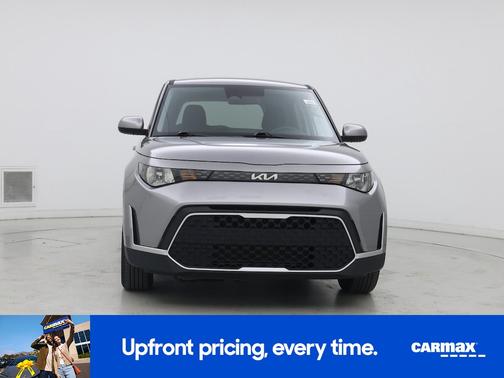 Gray 2025 Kia Soul LX