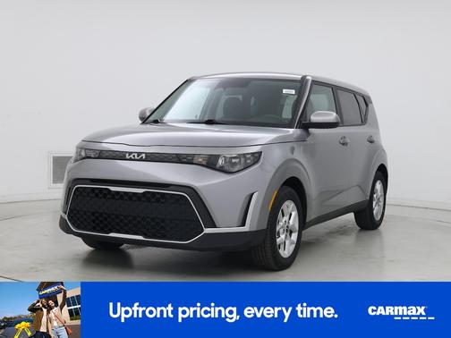 Gray 2025 Kia Soul LX