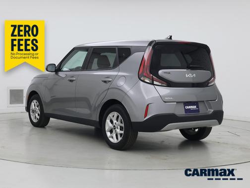 Gray 2025 Kia Soul LX