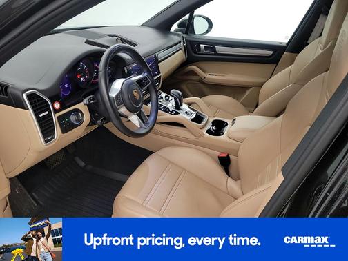 2022 Porsche Cayenne 