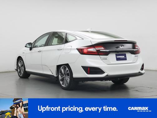 White 2018 Honda Clarity Plug-In Hybrid