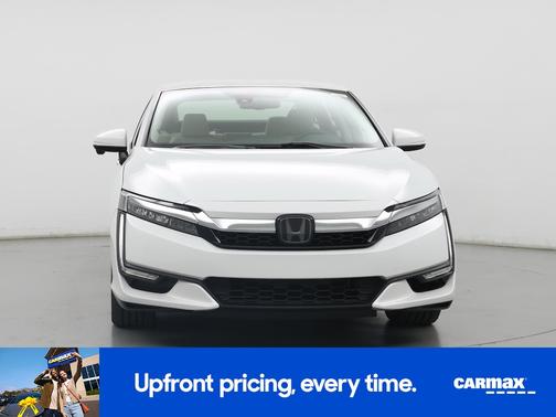 White 2018 Honda Clarity Plug-In Hybrid