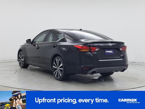 2022 Nissan Altima SR
