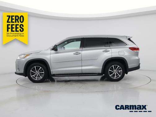 Silver 2018 Toyota Highlander XLE