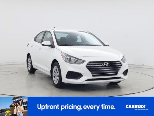 2022 Hyundai Accent SE