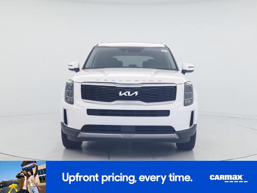 White 2022 Kia Telluride EX