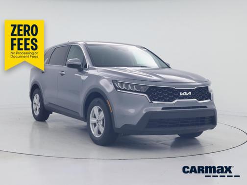 Gray 2023 Kia Sorento LX