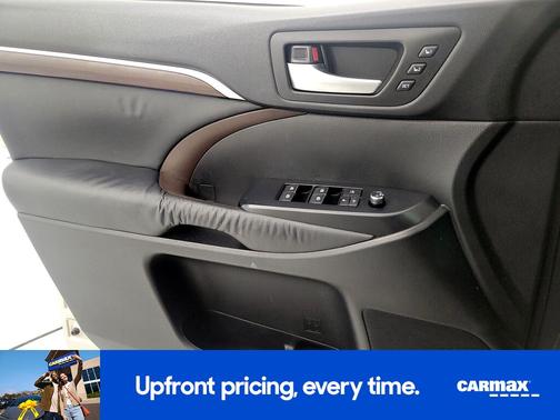 Gold 2014 Toyota Highlander Limited