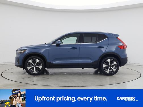 2024 Volvo XC40 B5 Core Bright Theme