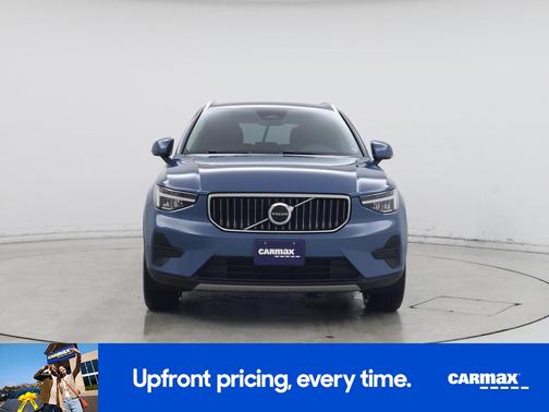 2024 Volvo XC40 B5 Core Bright Theme