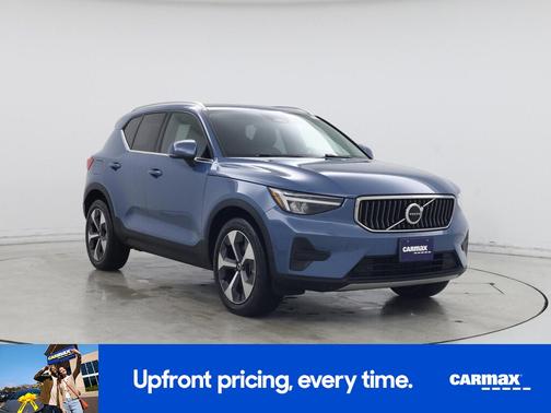 2024 Volvo XC40 B5 Core Bright Theme