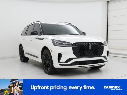 White 2025 Lincoln Aviator Reserve