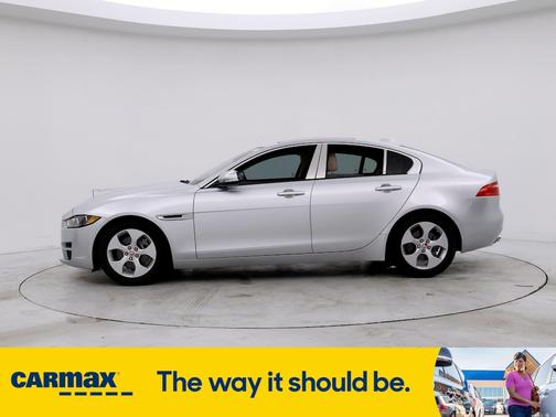 2017 Jaguar XE