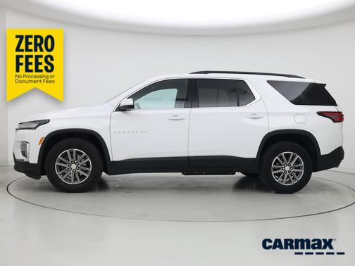 White 2023 Chevrolet Traverse LT Cloth