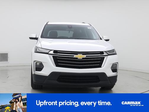 White 2023 Chevrolet Traverse LT Cloth