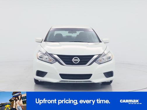 White 2016 Nissan Altima S