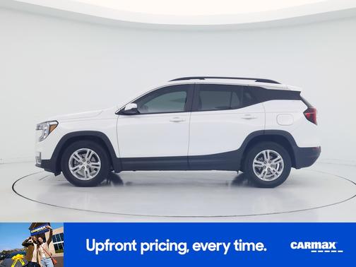 White 2022 GMC Terrain SLE