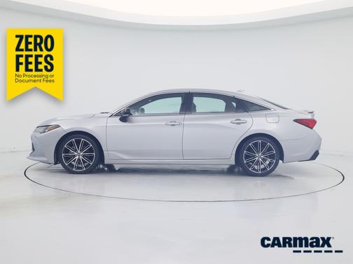 Silver 2019 Toyota Avalon Touring