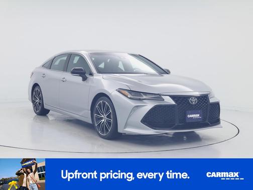 Silver 2019 Toyota Avalon Touring