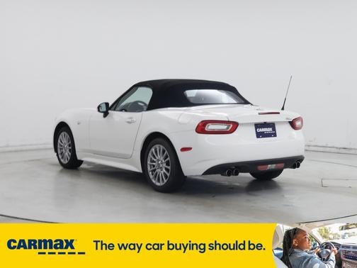 2019 FIAT 124 Spider Classica