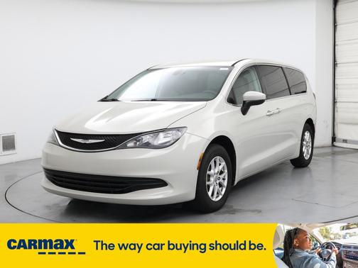 2017 Chrysler Pacifica Touring Plus