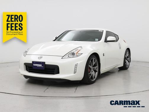 White 2016 Nissan 370Z Sport Tech