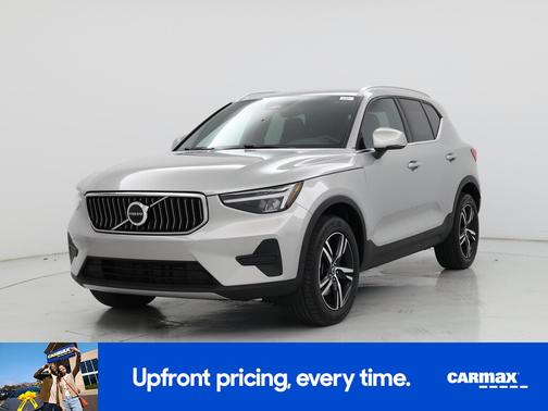 Silver 2024 Volvo XC40 B5 Core Bright Theme
