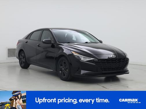 Black 2022 Hyundai ELANTRA SEL