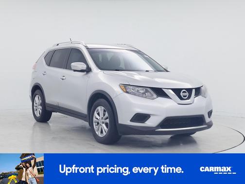 Silver 2015 Nissan Rogue SV