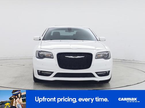 2018 Chrysler 300 S
