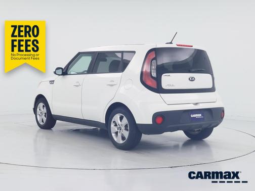 White 2018 Kia Soul
