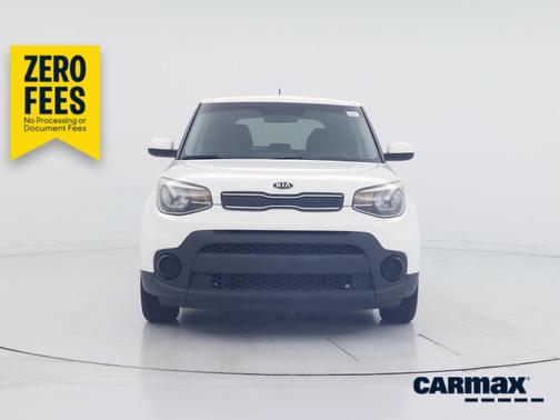 White 2018 Kia Soul