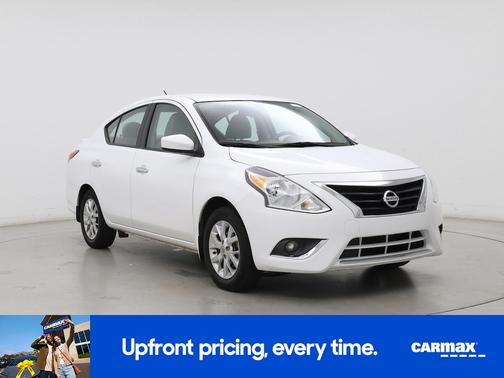 2016 Nissan Versa SV