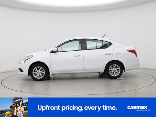 2016 Nissan Versa SV