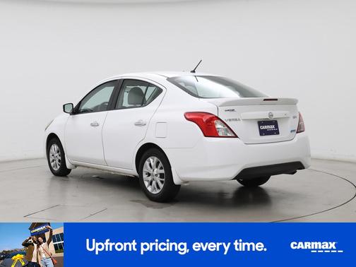 2016 Nissan Versa SV