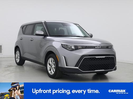 Gray 2025 Kia Soul LX