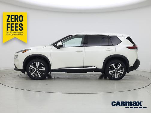 White 2023 Nissan Rogue SL