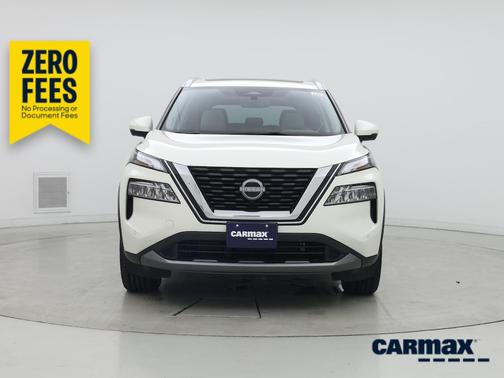 White 2023 Nissan Rogue SL