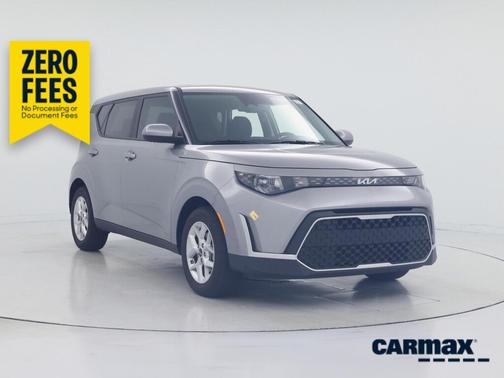 Gray 2024 Kia Soul S