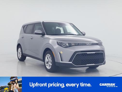 Gray 2024 Kia Soul S